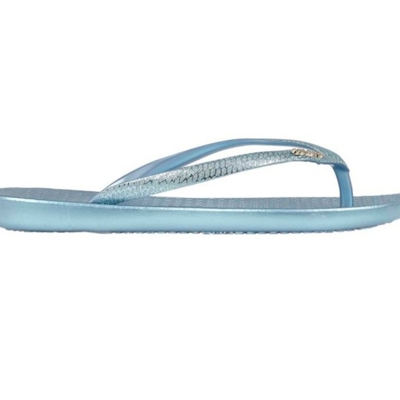 ๐ซถ๐ฃCOLOKO ๐ฃBlue Fresia Flip Flops These are Resonable PRICE for good Design - Picture 3 of 5
